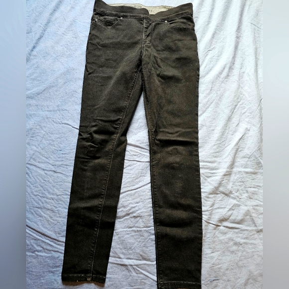 Black Jeans - Picture 1 of 3